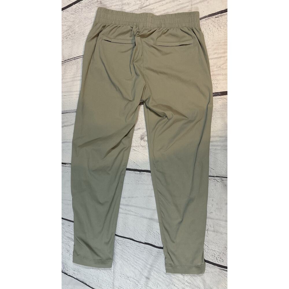 Athleta Light Gray Capri Pants Size 6 Low Rise Zip Leg Activewear - Picture 5 of 8